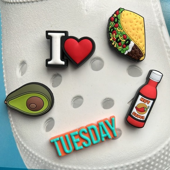 CROCS Accessories Crocs Taco Tuesday Hot Sauce 5 Pack Jibbitz Shoe